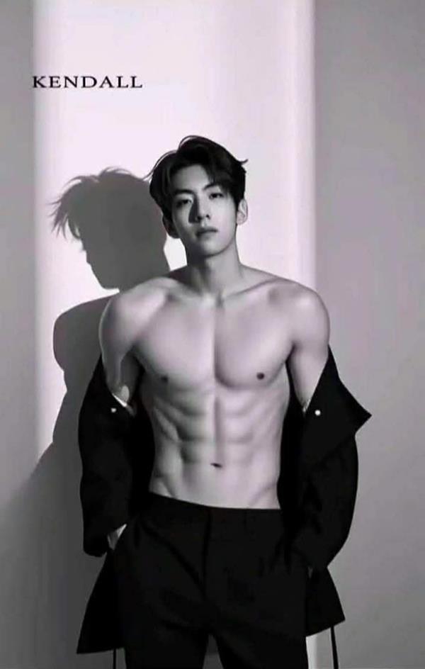 Hình trai dep sexy trắng đen