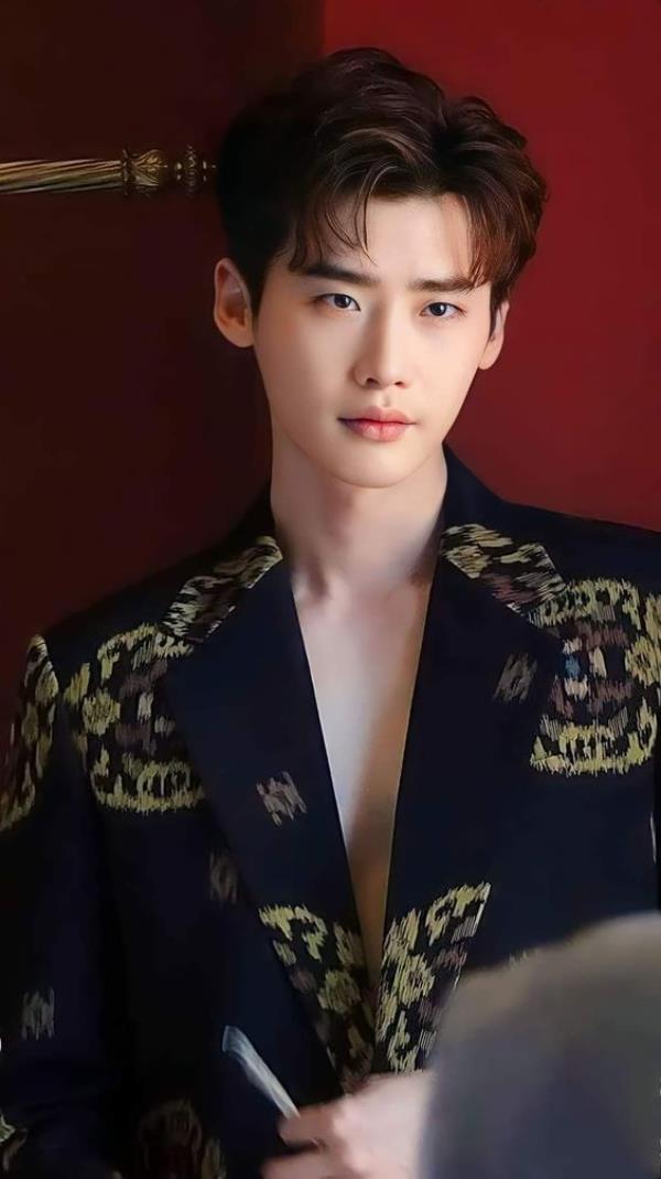 Ảnh nam diễn viên Hàn Lee Jong-suk
