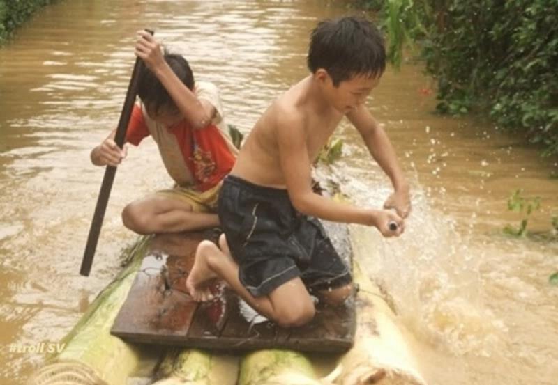 Hình ảnh trẻ trâu nghịch ngợm bá đạo