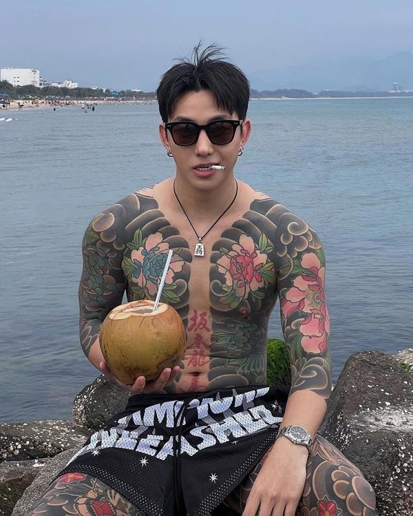 Ảnh trai đẹp xăm hình hot nhất