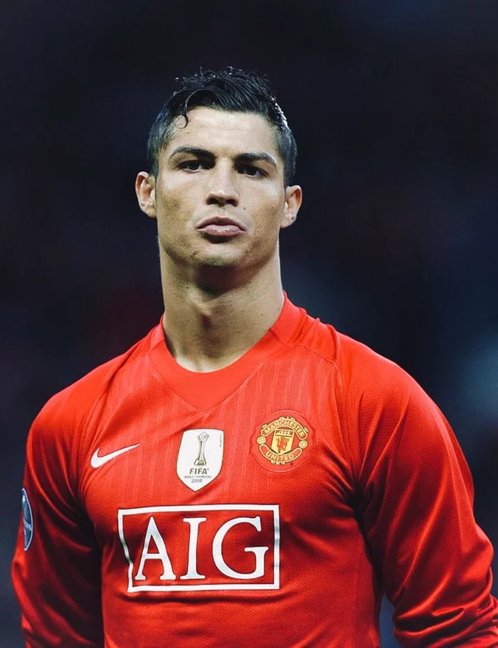 Ronaldo MU 2008: Hình ảnh CR7 trẻ trung
