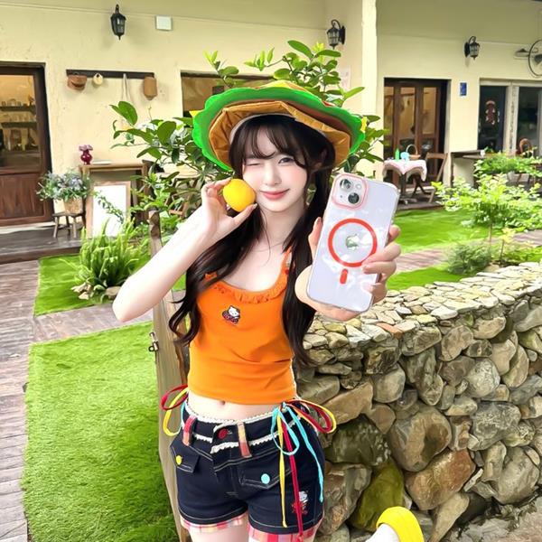 Avatar Facebook nữ dễ thương