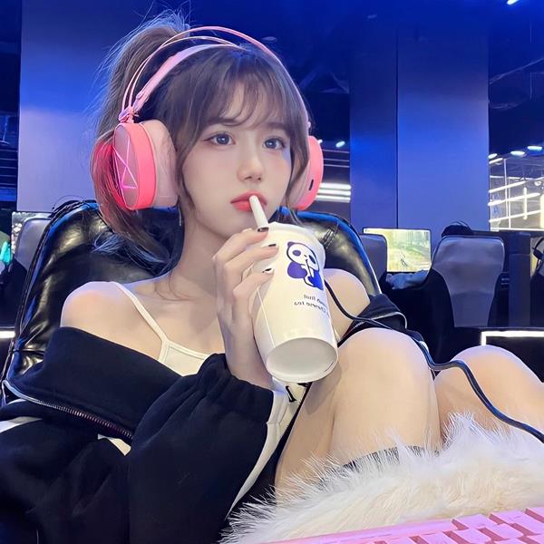 hình ảnh avatar cá tính nữ cute chơi game