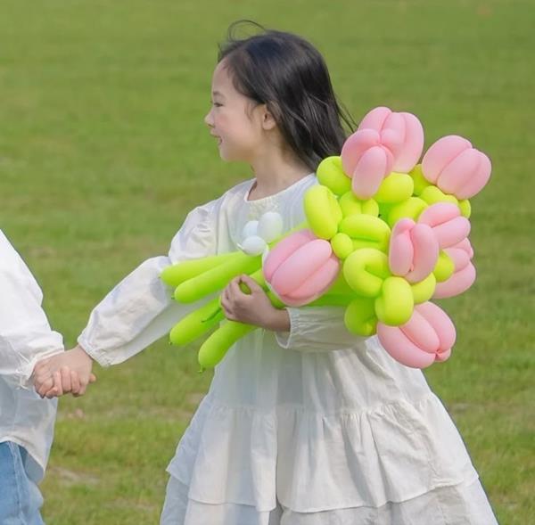 Avt đôi em bé dễ thương 3b