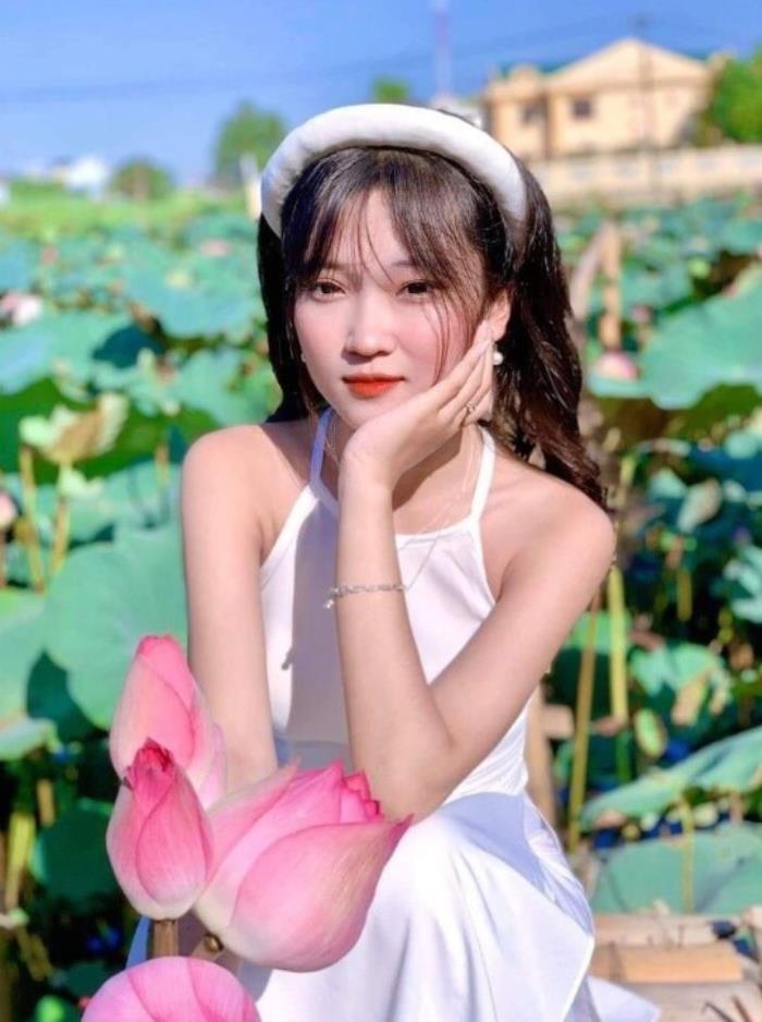 Hình Gái Đẹp Tóc Dài 14 Tuổi ngọt ngào