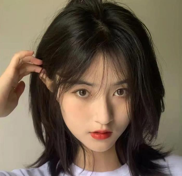 ảnh gái xinh tóc ngang vai ngây thơ