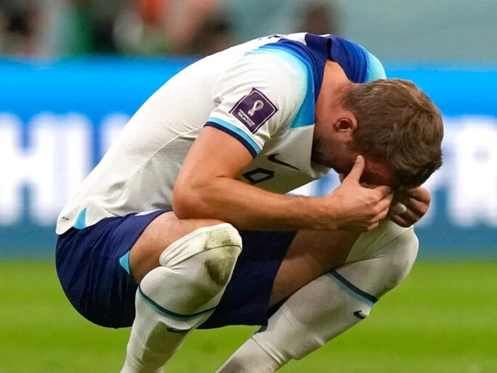 Hình ảnh Harry Kane rơi nước mắt