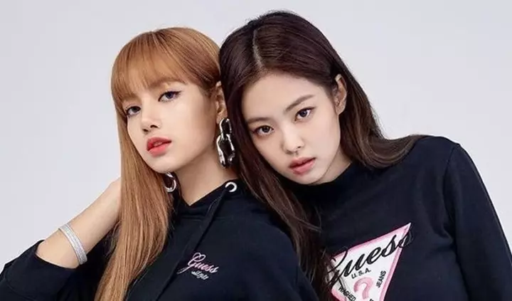 Ảnh Jennie và Lisa trên dễ thương