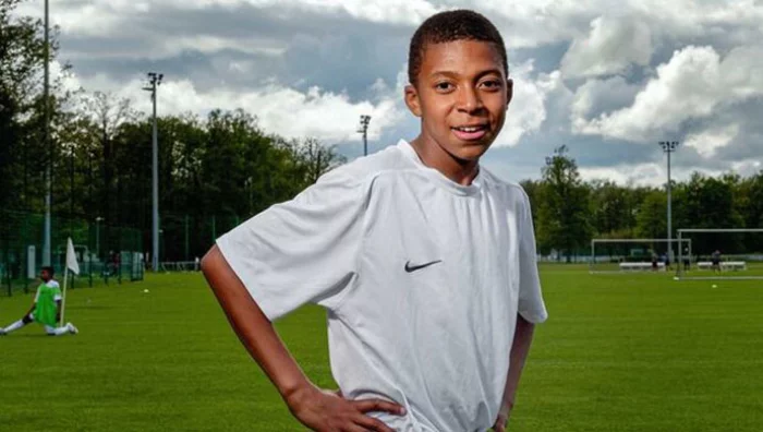 ảnh Mbappé nhỏ khi còn bé