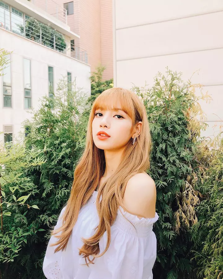  Ảnh Lisa cute đời thường