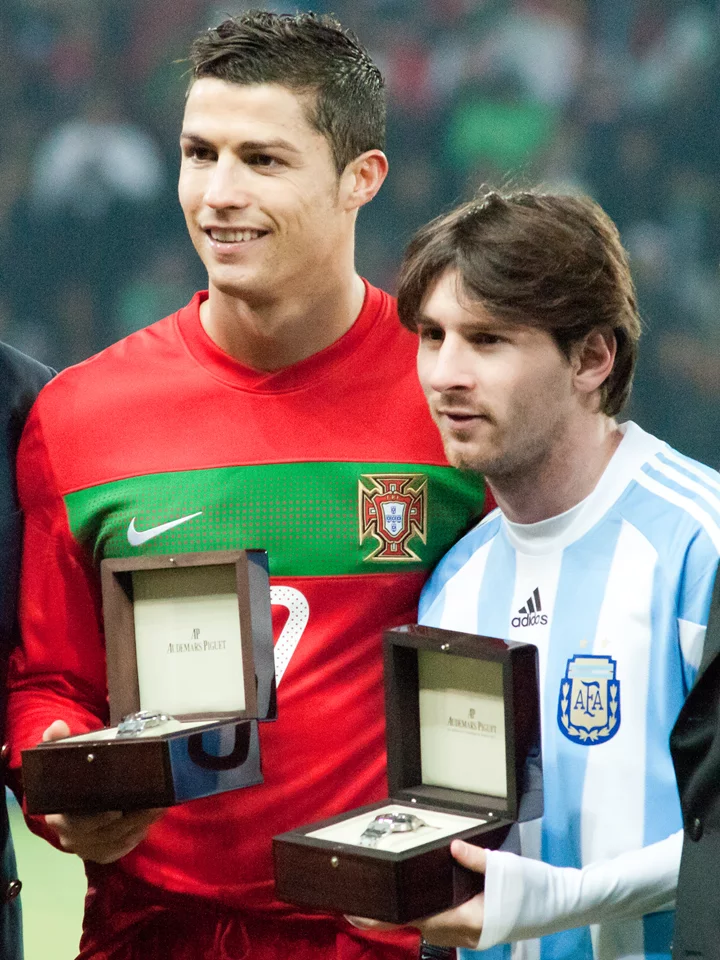 ảnh Ronaldo và Messi trong màu áo đội tuyển quốc gia