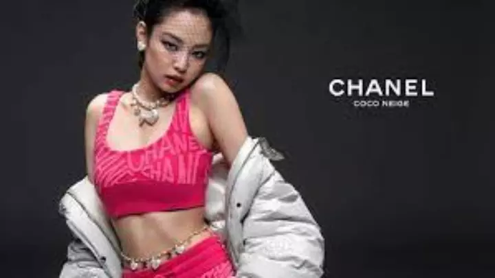Hình của Jennie khi chụp ảnh quảng cáo Chanel