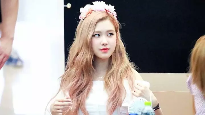 Hình Nền Rose Blackpink Dễ Thương