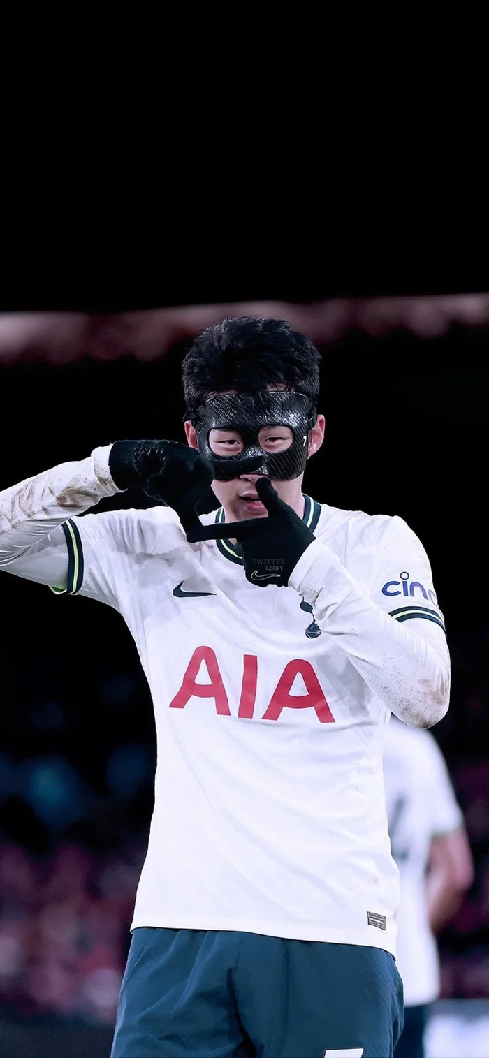 Hình nền Son Heung-min trong màu áo Tottenham.