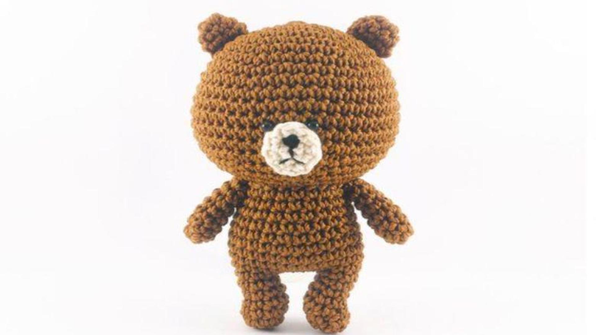 Ảnh gấu brown móc len làm hình nền máy tính 