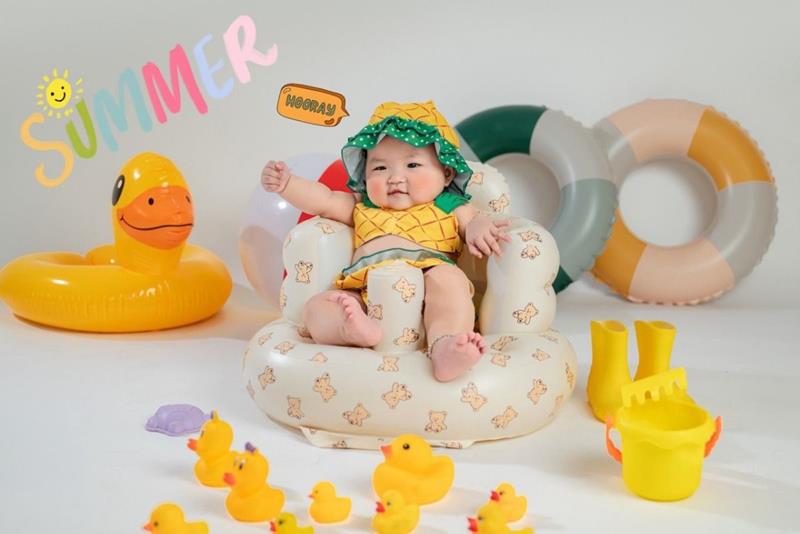 Ảnh nền bé trai sơ sinh siêu cute
