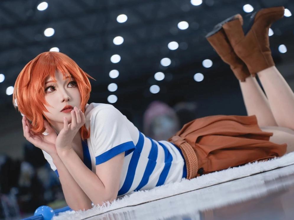 Ảnh cosplay Nami ngoài đời thực