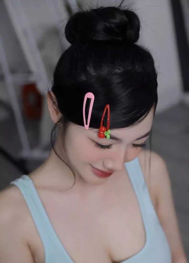 Hình ảnh Trần Hà Linh mới nhất 