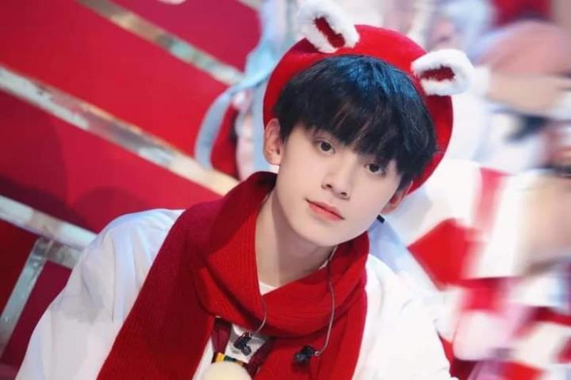 Hình nền máy tính nam dễ thương