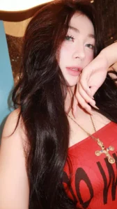 Bị nói “gọi vốn”, Trần Hà Linh không ngần ngại phản hồi