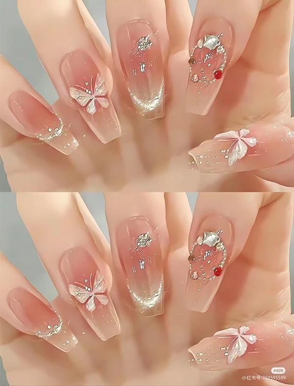 Mẫu nail đính đá đẹp đơn giản