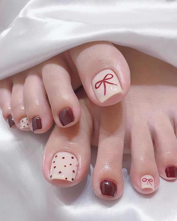 Nail chân đơn giản cho học sinh cute