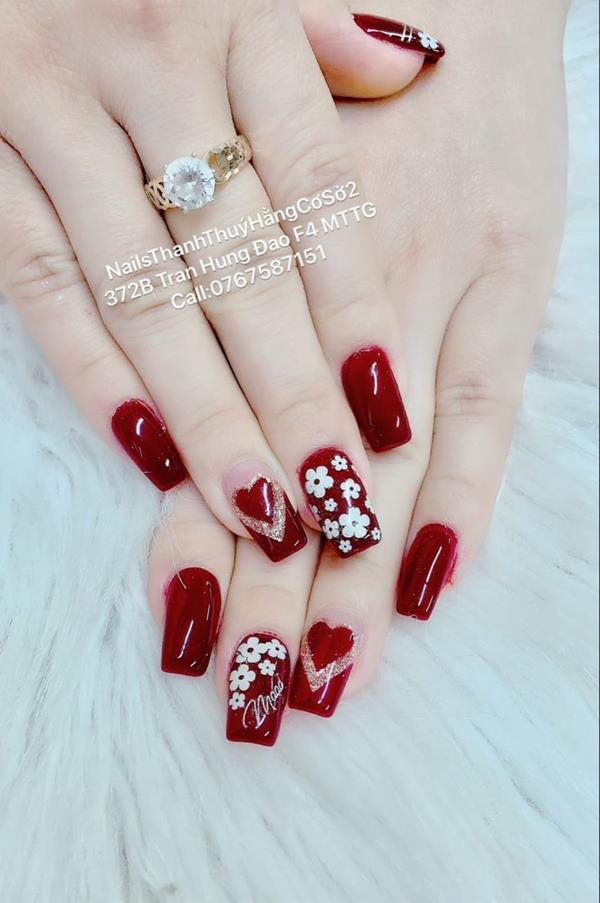 Nails tết 2023 hoa đào