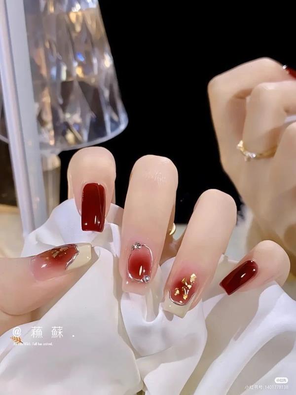 [Mẫu Nail Tết Đơn Giản] 1009+ Bộ Móng Mang Vẻ Đẹp Thanh Lịch Cho Ngày Xuân