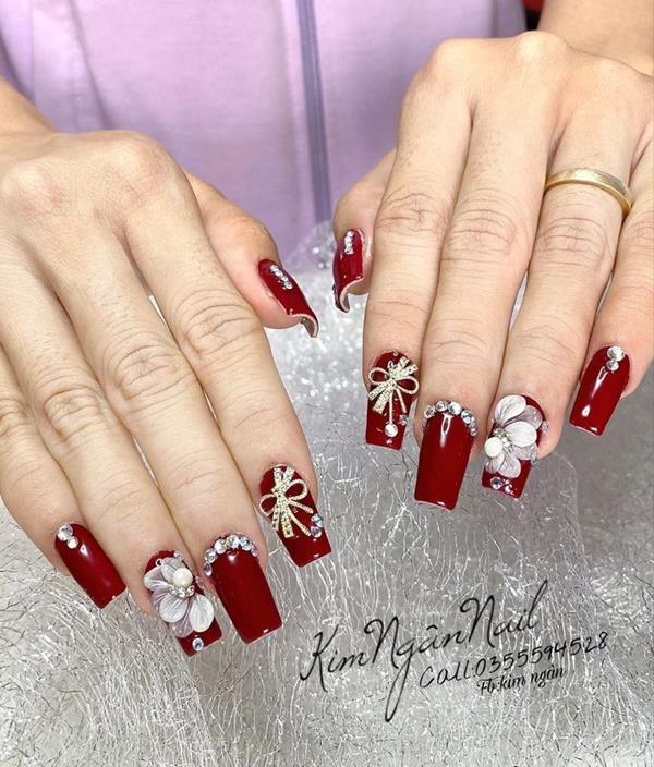 Nail tết 2021 màu đỏ mẫu 2